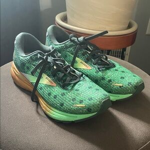 Men's Brooks Ghost 14 - St. Patrick's Day Limited Edition Size 10 Running